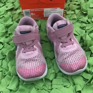 Nike revolution 4 toddler girl sneakers
